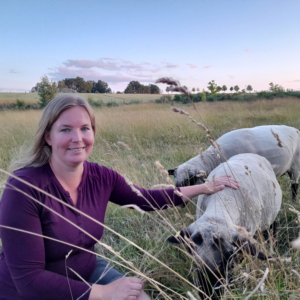 Kristin Arnold von der Tierpension Pfotenstube in Hartha